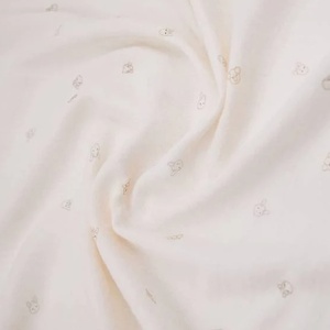 3 langes medium multi-use 75x75cm Bamboom Birh sand Animal friends offwhite