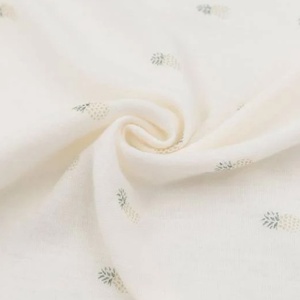 3 langes medium multi-use 75x75cm Bamboom Tropical offwite camel