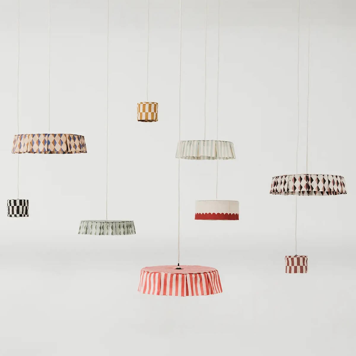 Abat-jour pour suspension 40cm VIBES Nobodinoz Red stripes