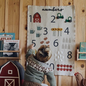 Accroche murale 70x100cm FARM NUMBERS Lorena Canals