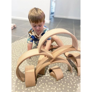 Arches à empiler 12 pcs. Beleduc