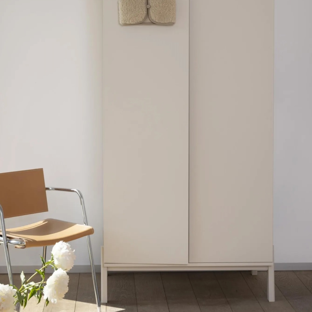 Armoire 2 portes ASHI Quax argile