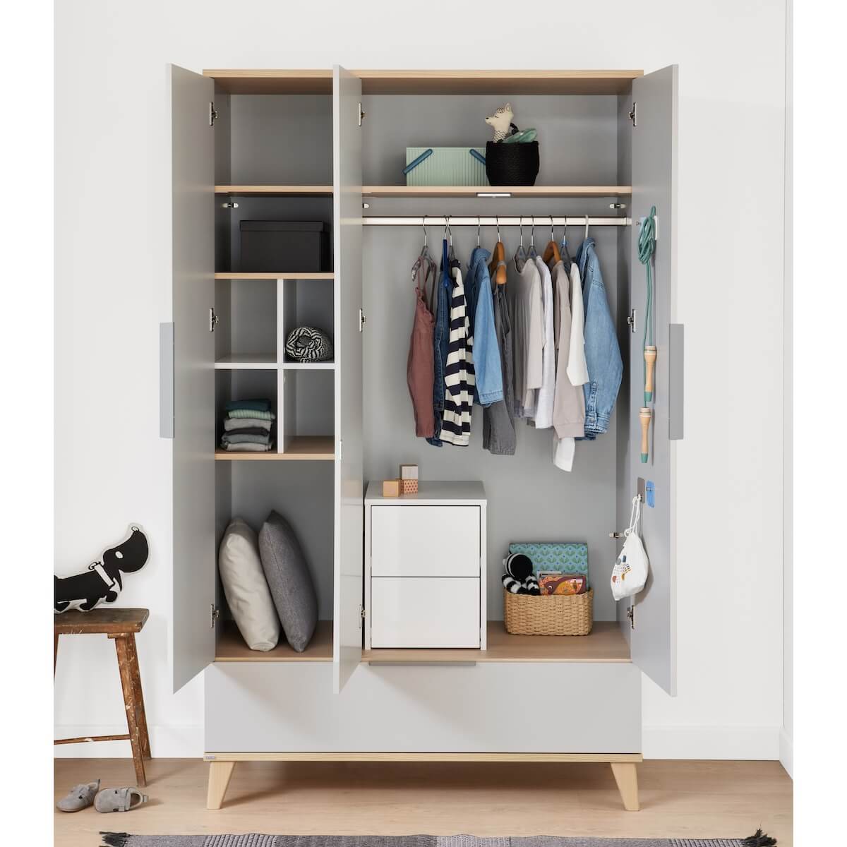 Armoire 3 portes 1 tiroir FIENE Paidi