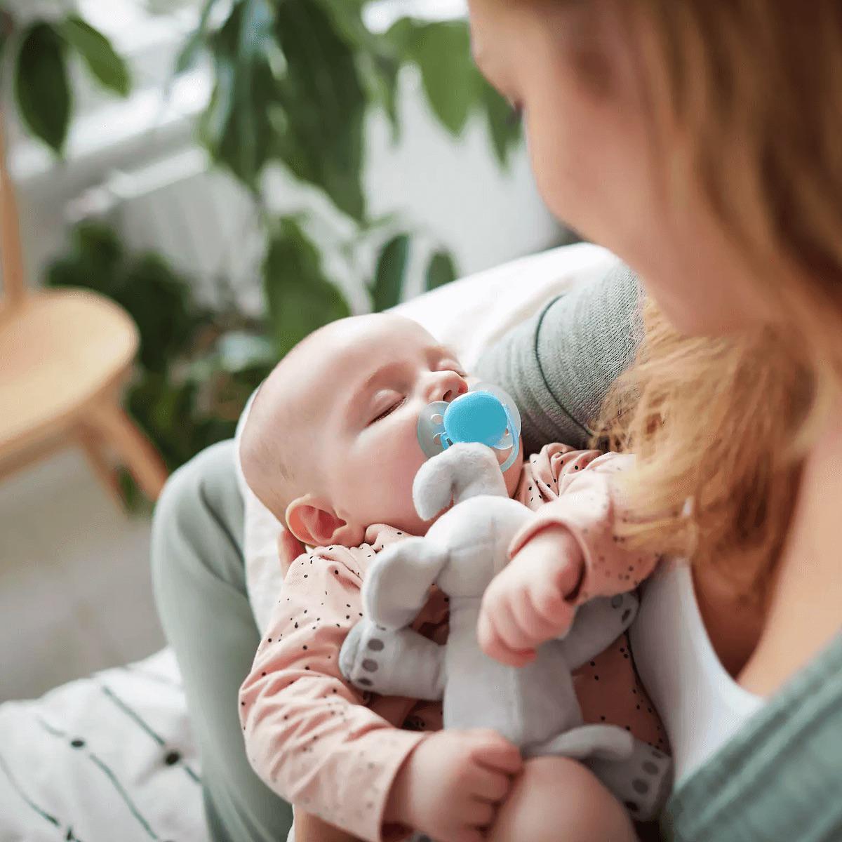 Attache tétine-doudou SNUGGLE Avent Eléphant