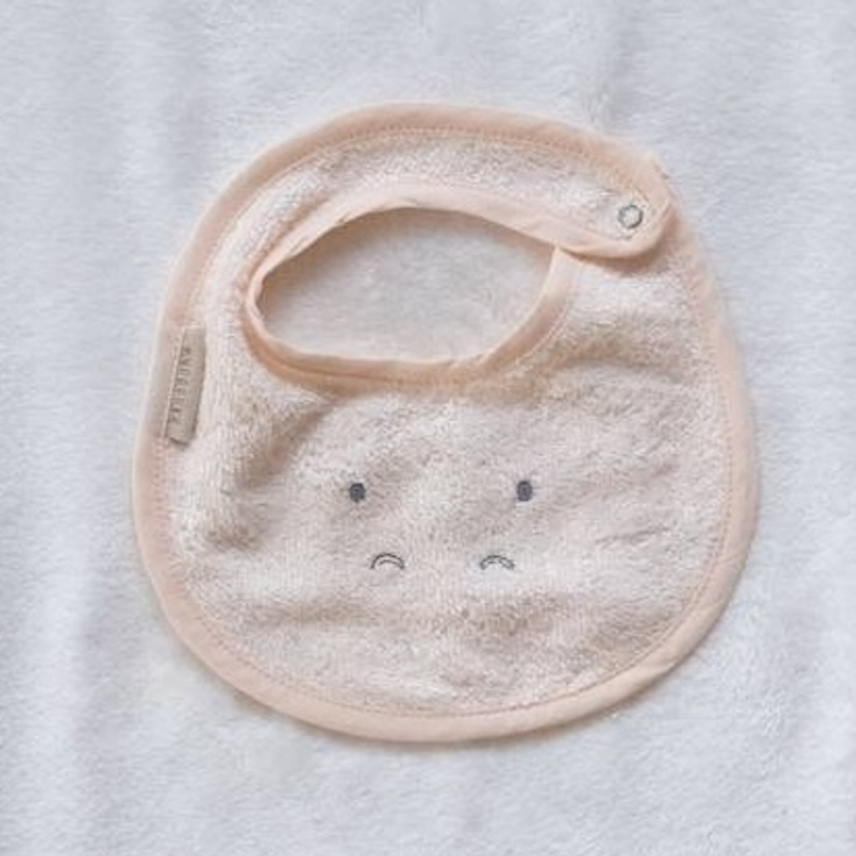 Bavoir Hippo 25cm Bamboom water peach