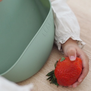 Bavoir silicone Beaba vert sauge