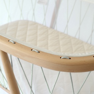 Berceau KUMI mesh cocoon Charlie CraneLichen et organic mattress