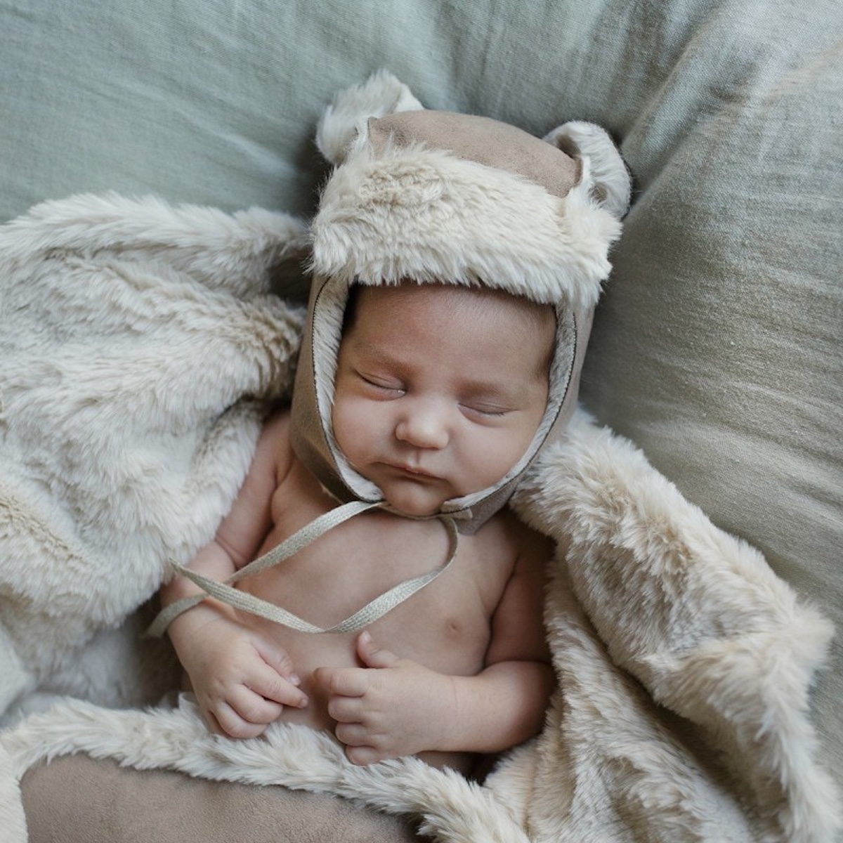Bonnet TEDDY T1 ESKIMO Babyshower suede almond