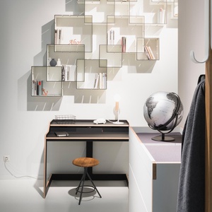 Bureau PLANE Müller Small Living anthracite