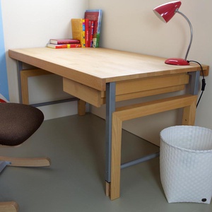 Bureau ZIGGY de Breuyn hêtre massif finition naturelle- métal gris