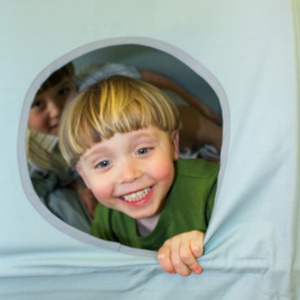 Cabane tunnel 90cm avec fenêtre Dawn Flexa Arona