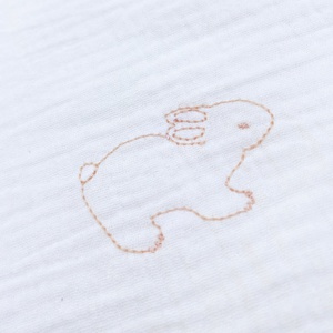 Cape de bain RABBITS brodée orange 70x70cm