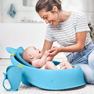 Cascada para Enjuagar Moby Azul Skip Hop