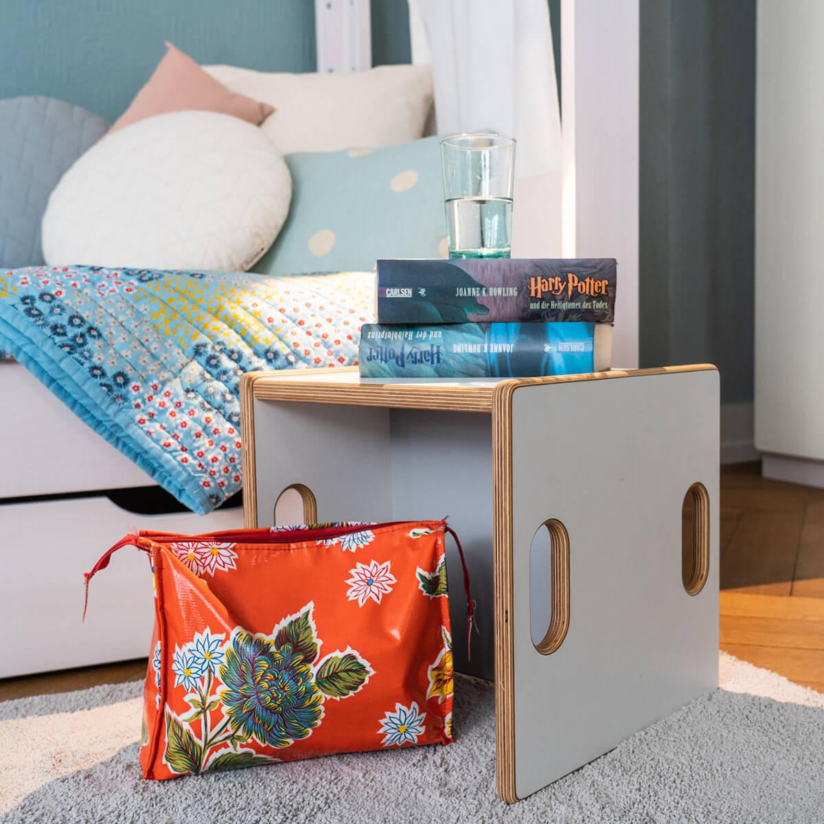 Chaise évolutive Ziggy de Breuyn Multiplex white HPL - seat grey