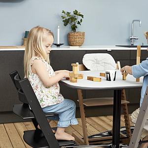 Chaise haute chêne TRIPP TRAPP Stokke noir