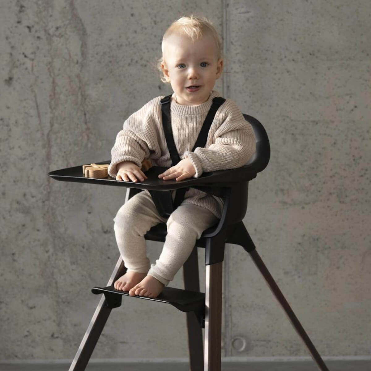 Chaise haute CLIKK™ Stokke black warm brown