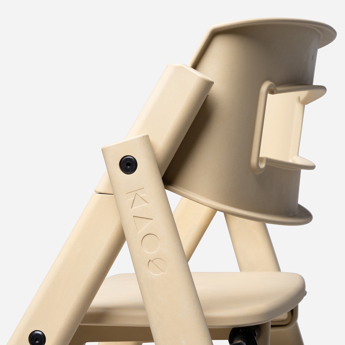 Chaise haute plastique recyclé KLAPP Kaos desert sand