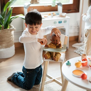 Chaise haute pour poupée Eurekakids
