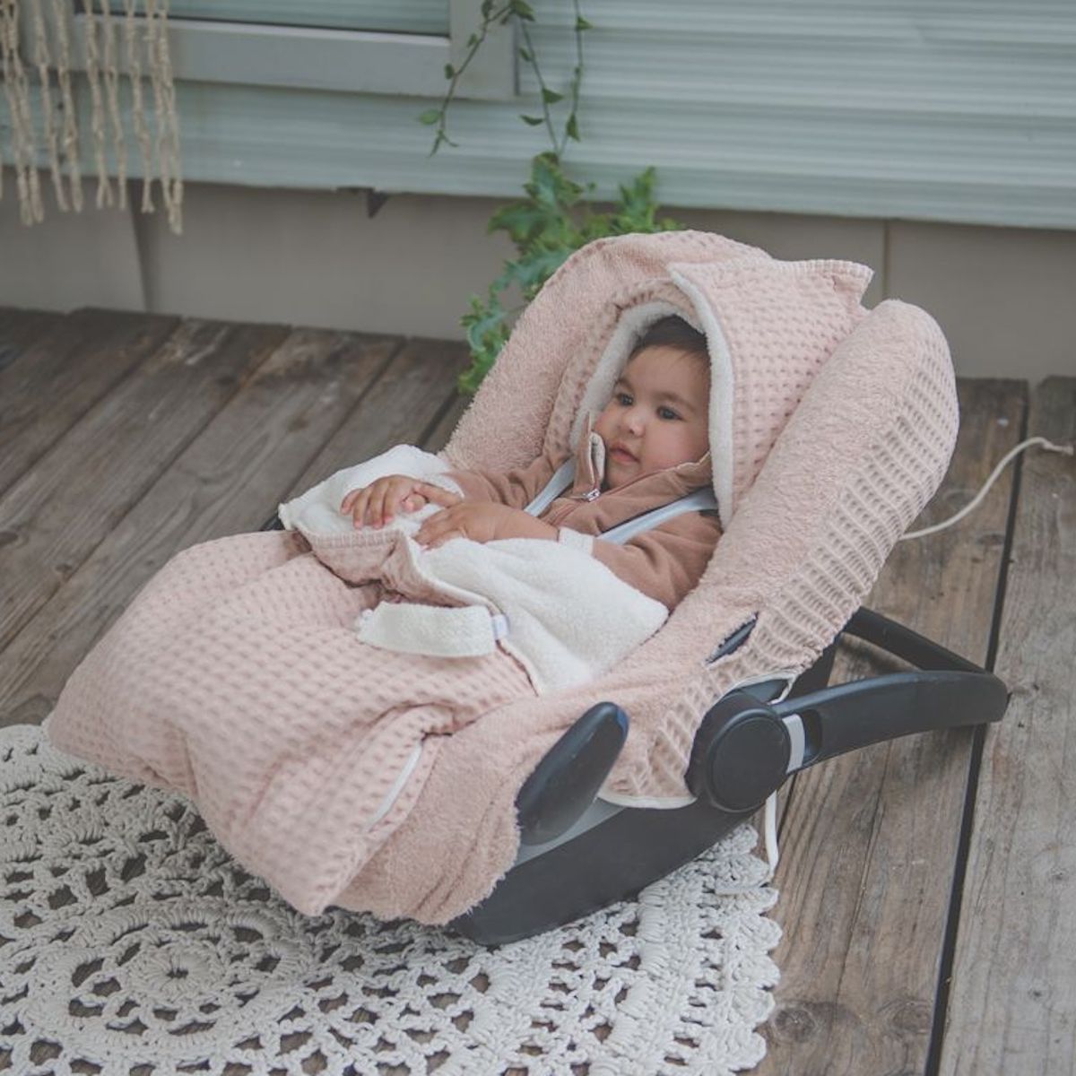 Chancelière de siège auto 0+ 3/5 points OSLO Koeka wafel teddy rosa salt