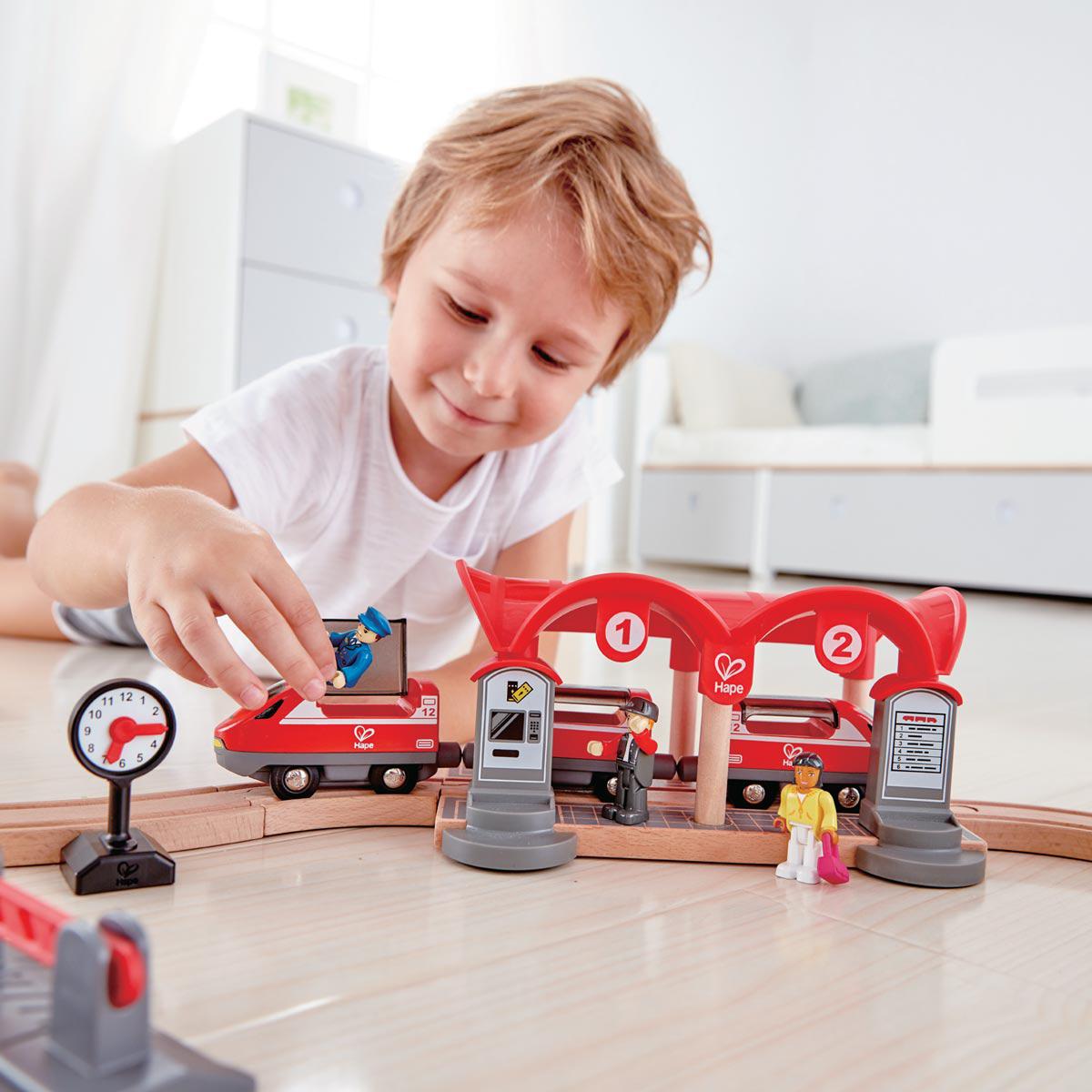 Circuit de train BUSY CITY RAIL Hape