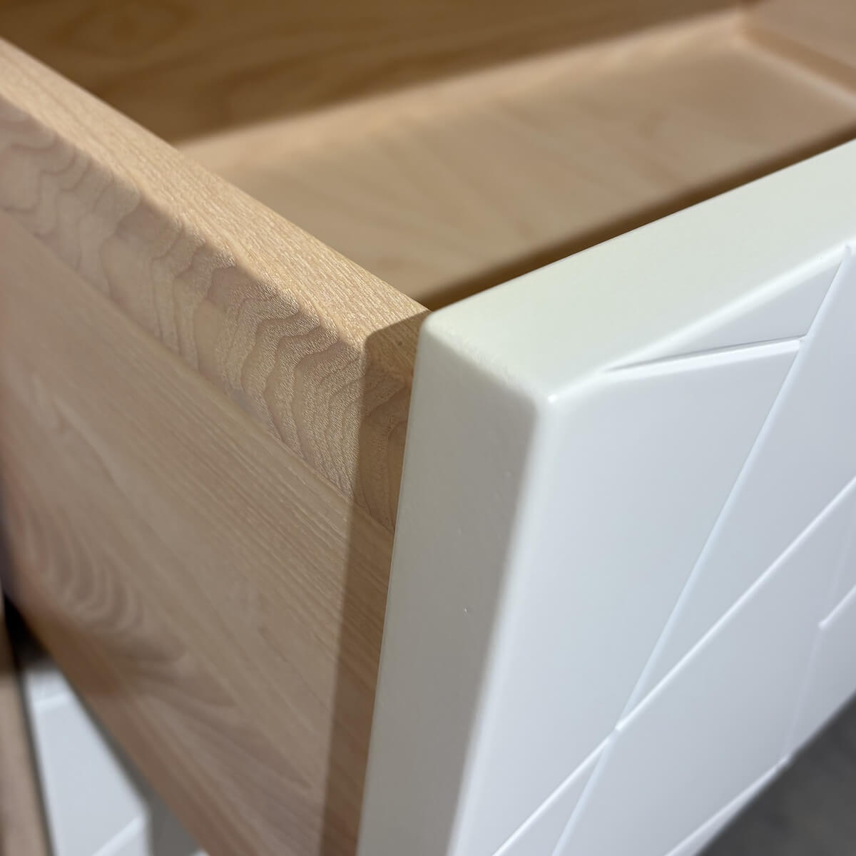 Commode KERA laquée blanc