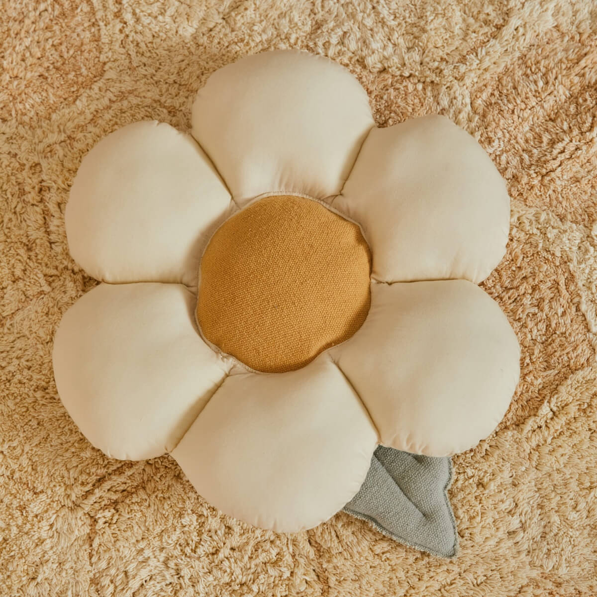 Coussin 35cm LITTLE DAISY Lorena Canals