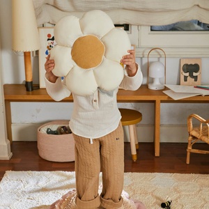 Coussin 35cm LITTLE DAISY Lorena Canals