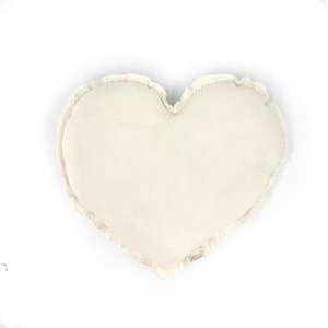 Coussin COEUR Babyshower ivory powder