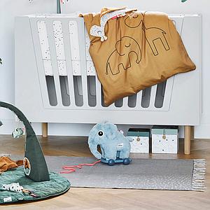 Coussin d'allaitement DREAMY DOTS Done by Deer blanc 