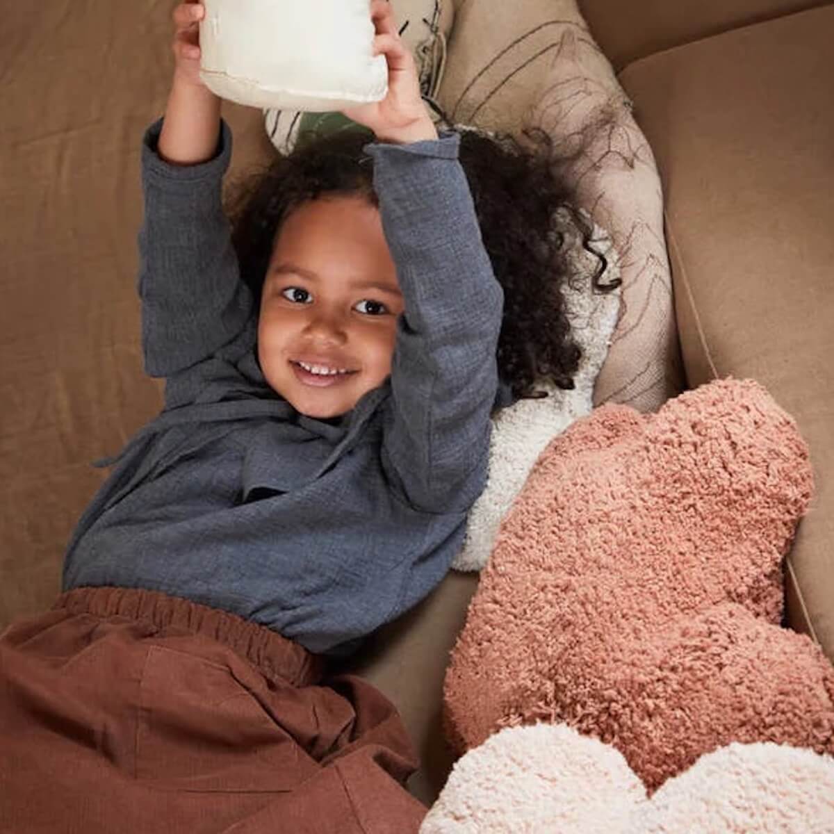 Coussin de sol 40x50cm CLOUDS Lorena Canals Chestnut