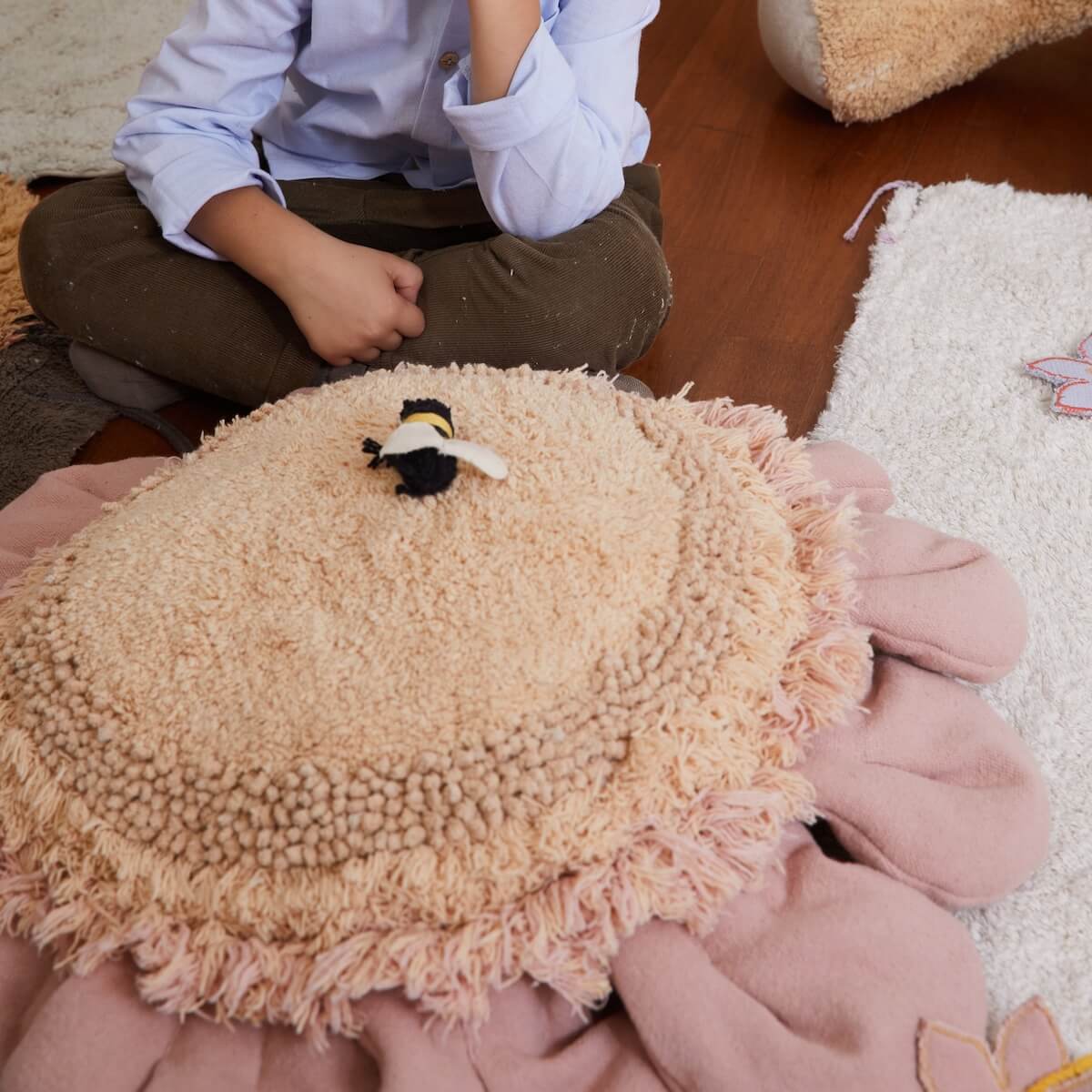 Coussin de sol 70cm PINK DAISY Lorena Canals