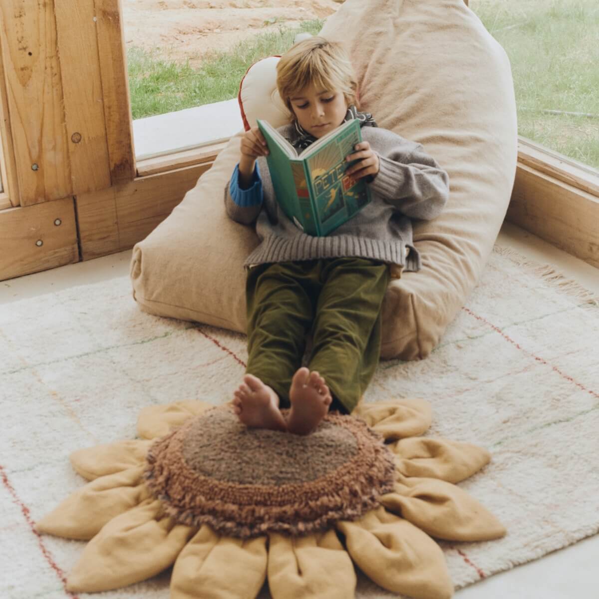 Coussin de sol 90x90cm SUNFLOWER Lorena Canals