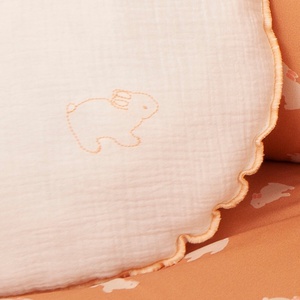 Coussin rond mousseline RABBITS brodé orange 30cm