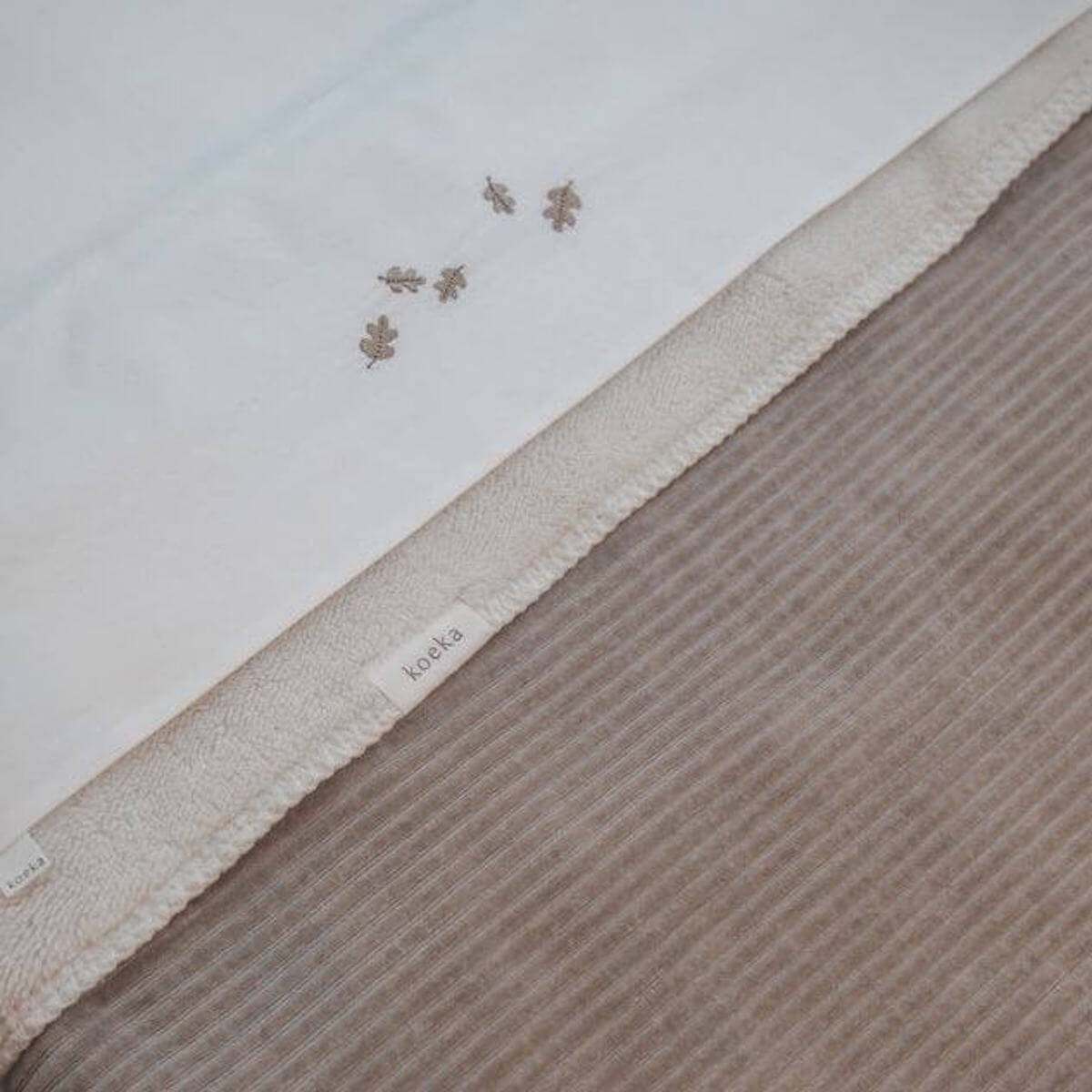 Couverture berceau VIK Koeka teddy clay