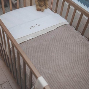 Couverture berceau VIK Koeka teddy clay