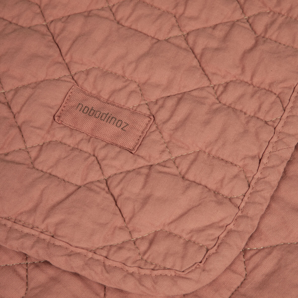 Couverture matelassée 100x135cm WABI SABI Nobodinoz Rosewood