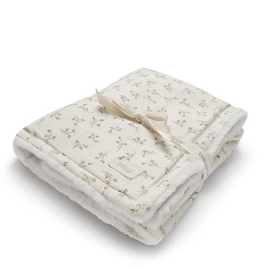 Couverture POLAIRE XL Babyshower olive bloom