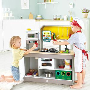 Cuisine de jeu Deluxe Kitchen Hape