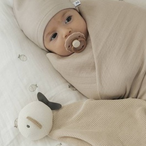 Doudou FISHES en tricot Bamboom birch sand