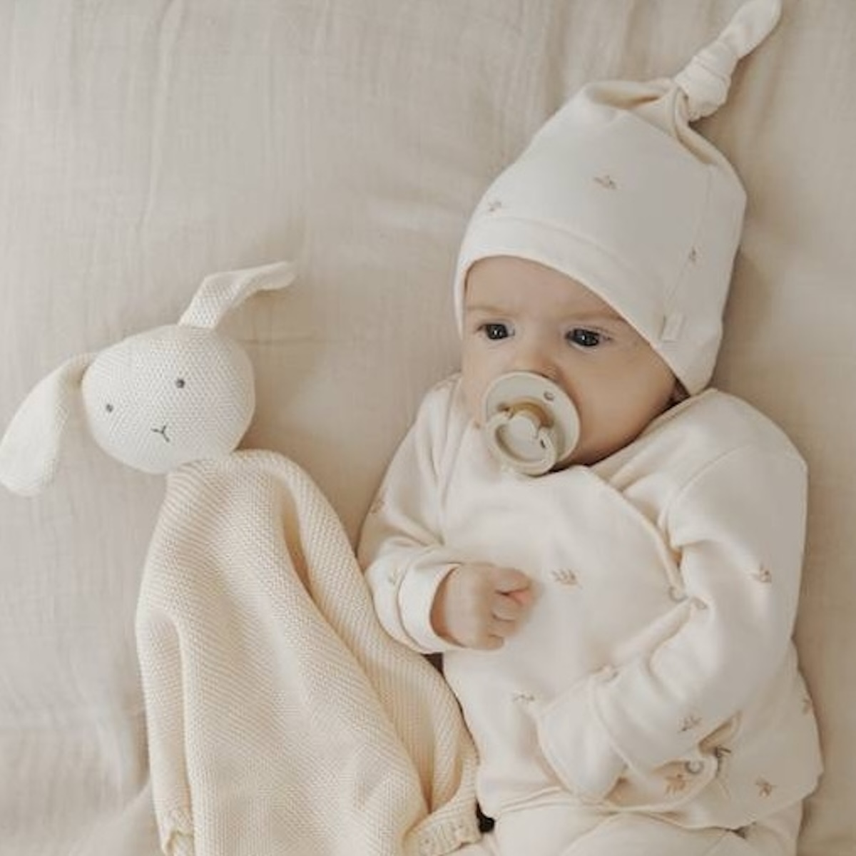 Doudou RABBIT en tricot Bamboom pink