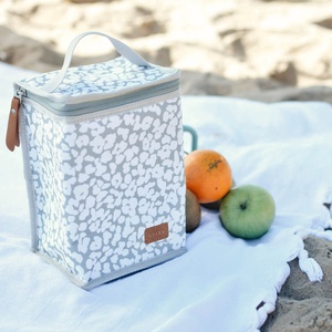 Estuche comida isotérmico Beaba cherry blossom 