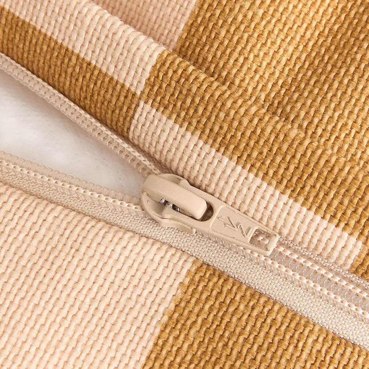 Fauteuil-pouf VIBES Nobodinoz Mustard and sand tiles