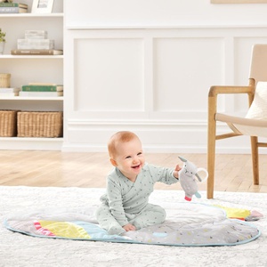 Gimnasio bebé NUBE actividades Skip Hop