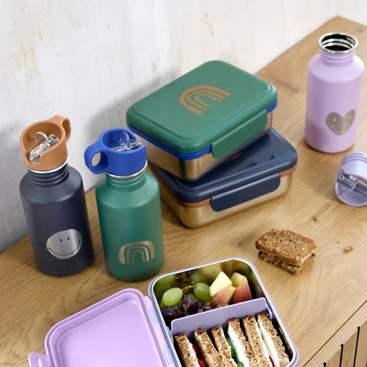 Gourde Little Gang Rainbow Laessig green