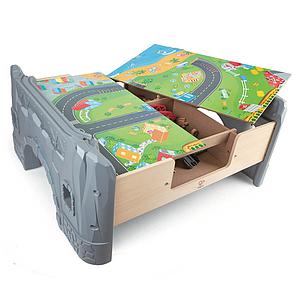 Grand circuit de train avec table de jeu Hape
