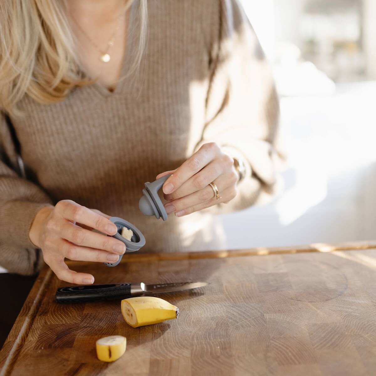 Grignoteur bébé 2pc Mushie silicona solid tradewinds 4,5x6,3x7,6cm