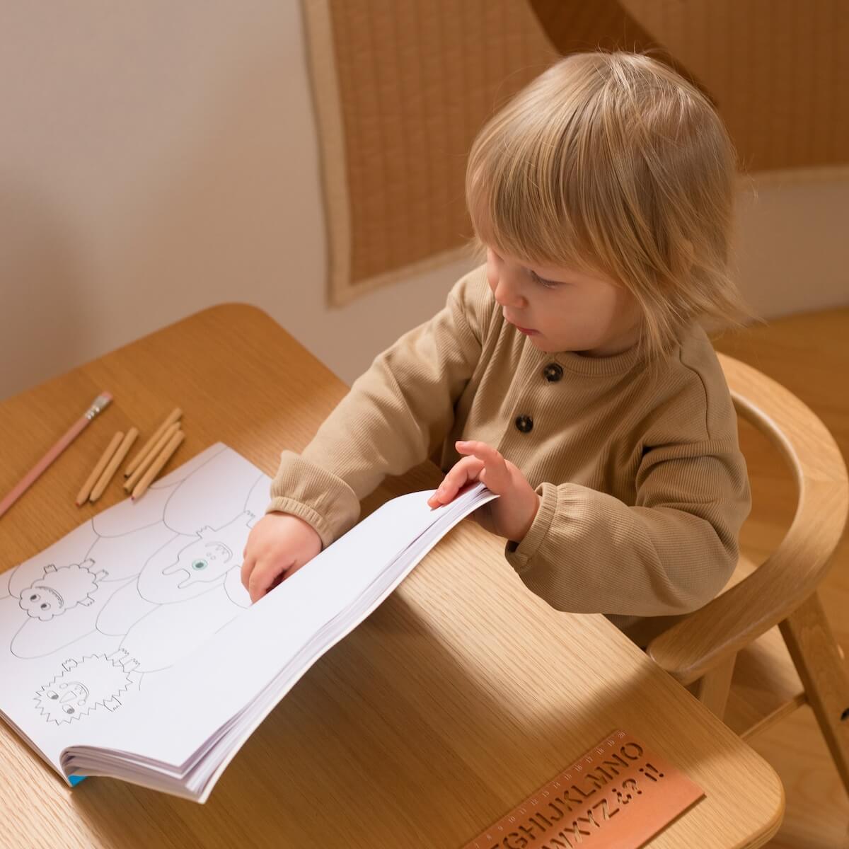 Growing Green Kid Table Nobodinoz Natural Oak