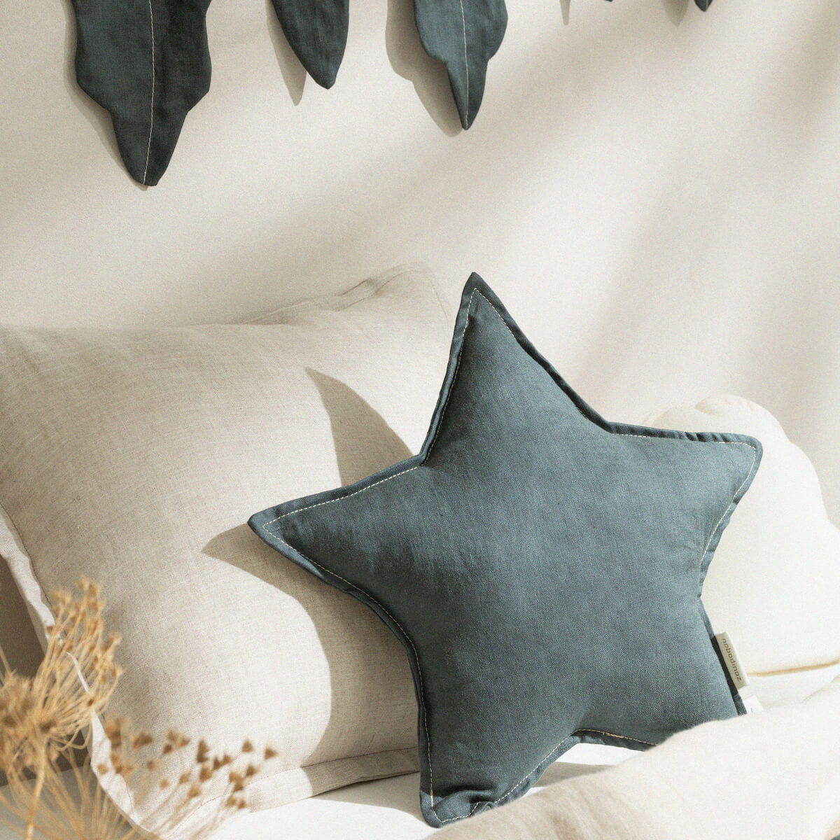 Guirlande feuilles LIN FRANÇAIS Nobodinoz Green Blue