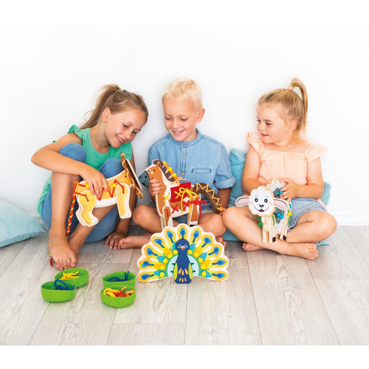 Jeu de laçage Set animaux XXL Beleduc