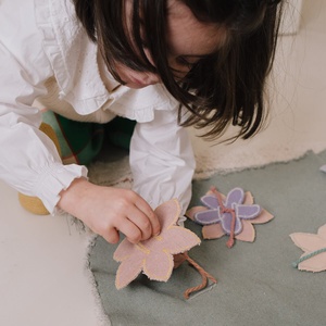 Jeu en tissu GREEN TOY set Flower Garden Lorena Canals